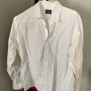 Men’s Untuckit shirt